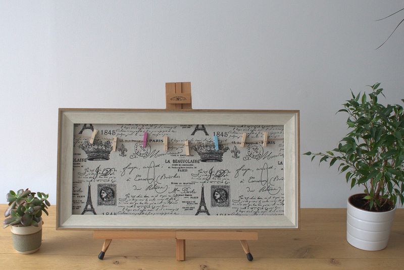 Med DIY Peg Photo Frames - Paris