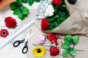 Flower Stems Apox 500 pieces (2.5kg)