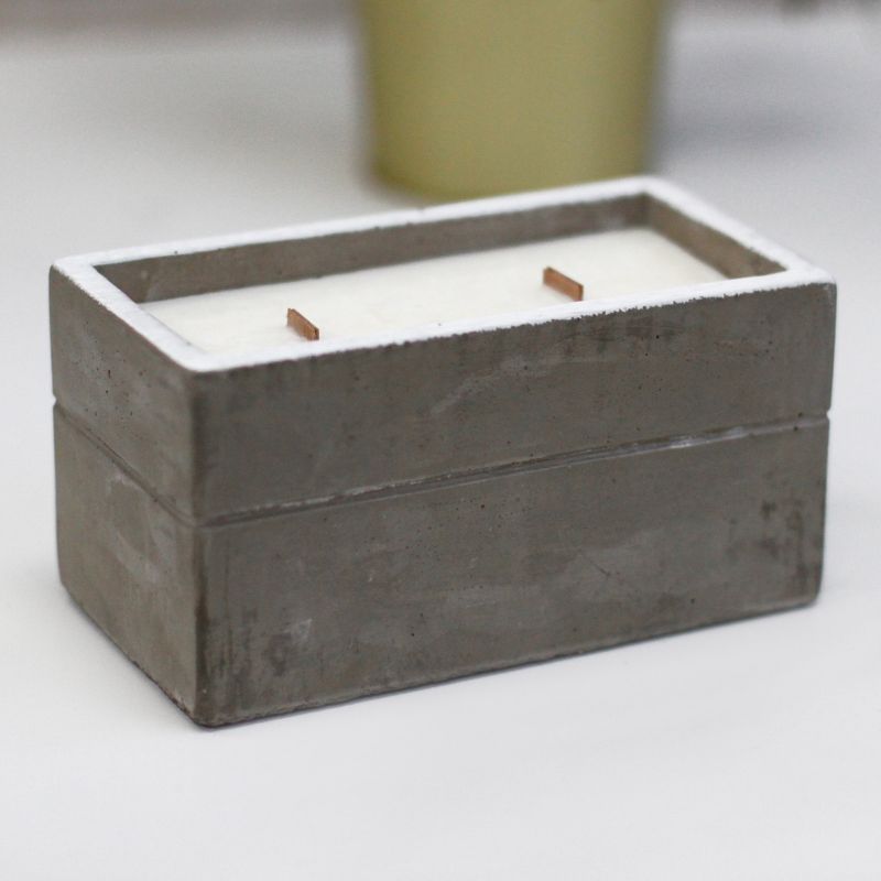 Large Concrete Soy Candle - Clove & Dark Sandal