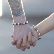 Set of 2 Friendship Bracelets - Love - Amethyst & Rose Quartz