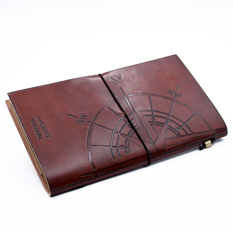 Handmade Leather Journal - Travel the World - Brown 22x12x1.5 cm (80 pages)