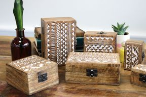 White Washed Wooden Box - 6x4 Aztec Design