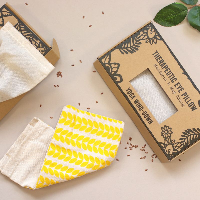 Agnes & Cat Eye Pillow - Eyebag Refresh