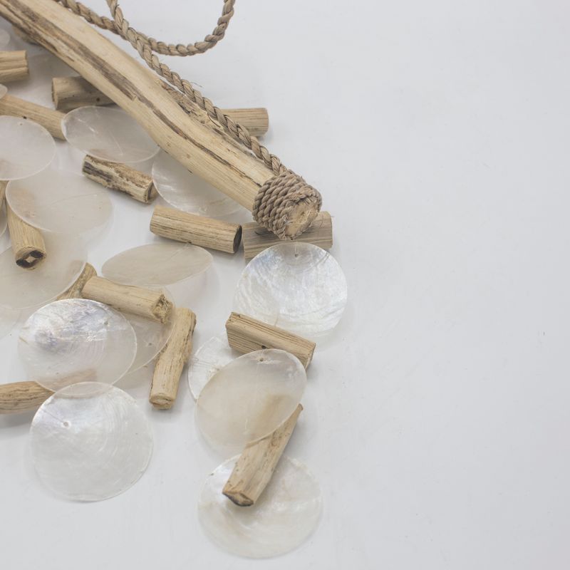Pearl Driftwood Chime