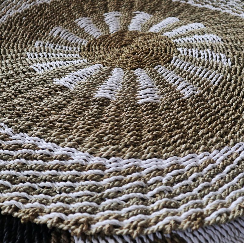 Round Seagrass Rug - White & Tan - Inner Sun - 1m