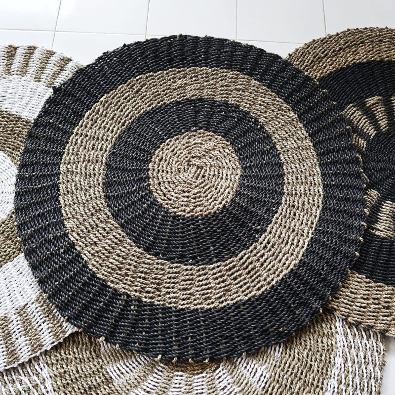 Round Seagrass Rug - Black & Tan - Circles - 1m