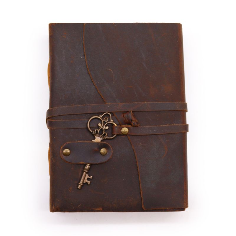 Oiled Leather & Key - 200 pages Deckle-edged - 13x18cm
