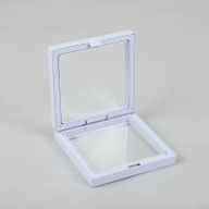 Med 3D Floating Frame Display 9x9cm - White