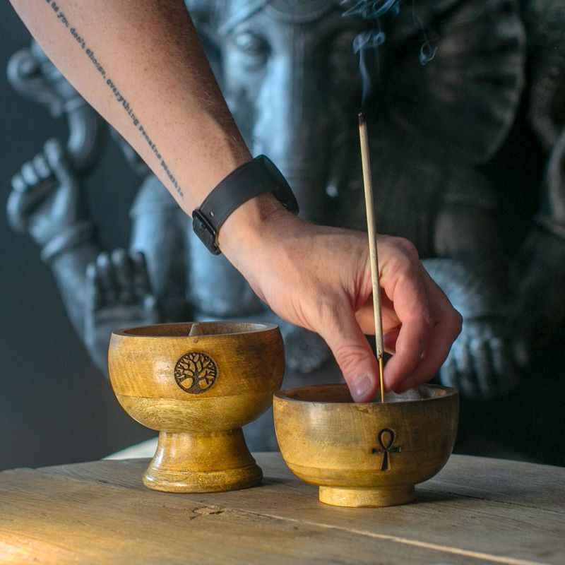 Lrg Ritual Bowl Incense Cone Holder 11x9m - Om