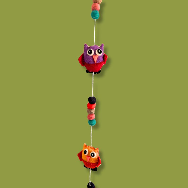 Felt Wall Hanging - Owls (random colours)