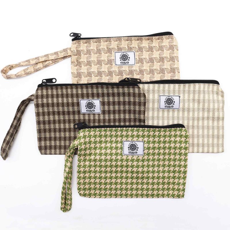 Soft & Natural Handy Gift Pouches & Loop - (4 x1 Assorted Designs) -20x13cm