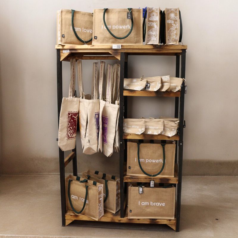 Hop Hare Bags and Pouches Starter Set & Free Furniture