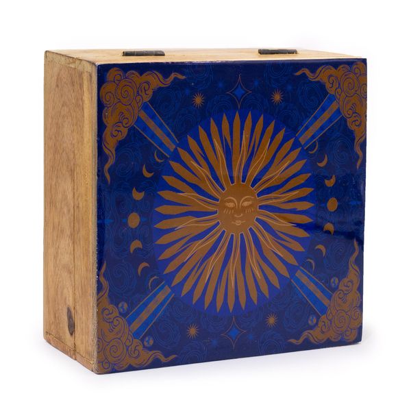 Big Enamelled Square Box 15x17.5x8cm - Hop Hare