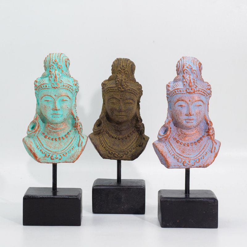 Lucky Java Princess on Stand - Grey