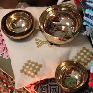 Extra Large Shining Bell-Metal Handmade Singing Bowl (approx 1500g) - 21cm