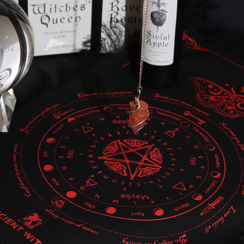 Sun Face - Pendulum Divination Cloth - Black & Blood Red