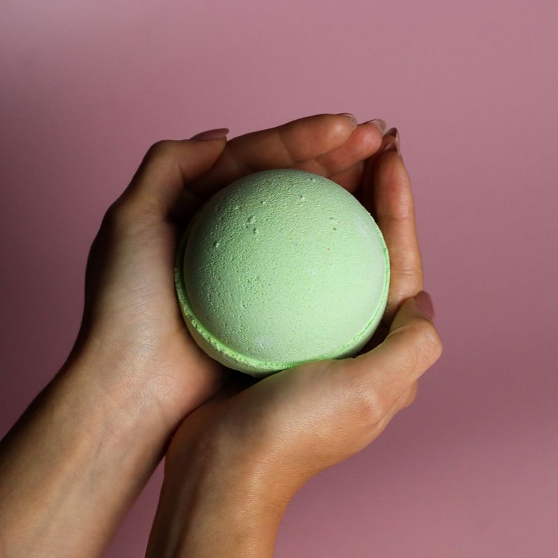 Lemon Eucalyptus Bath Bomb