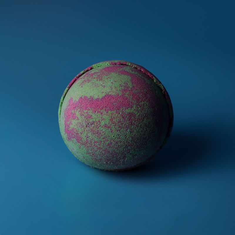 Fruity Rhubarb Bath Bomb 180g