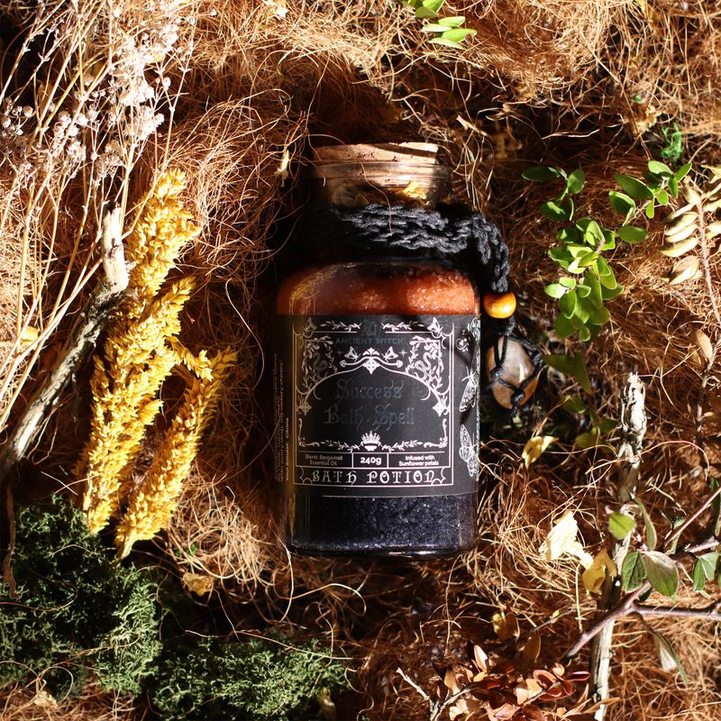 Ancient Witch Bath Spell Potion & Citrine Crystal Amulet - Success