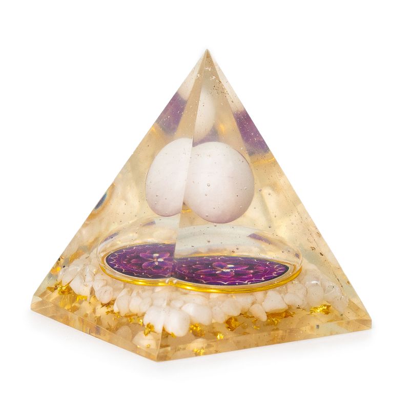 Med Orgonite Pyramid 7x6cm - Floating Quartz Sphere - Quartz Chunks
