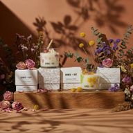 Agnes & Cat Botanical Soy Candle - Still Waters of Windermere