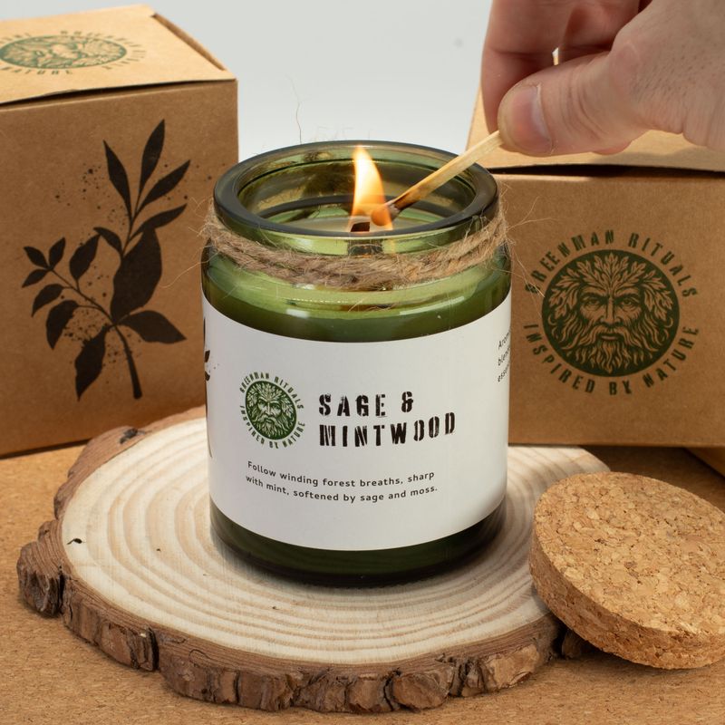 Woodwick Soy Candle - Crushed Fig & Casis