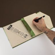 Lrg Lokta Bold Floral - Notebook (21x15cm) - 45 leafs - inc bookmark - Moss Green