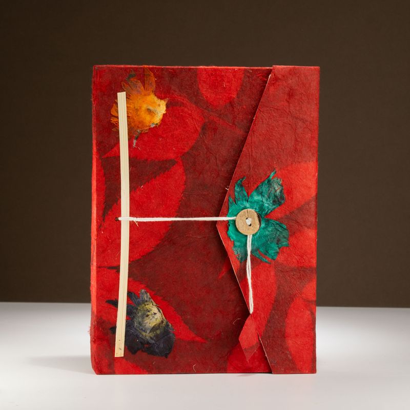 Lrg Lokta Bold Floral - Notebook (21x15cm) - 45 leafs - inc bookmark - Ruby