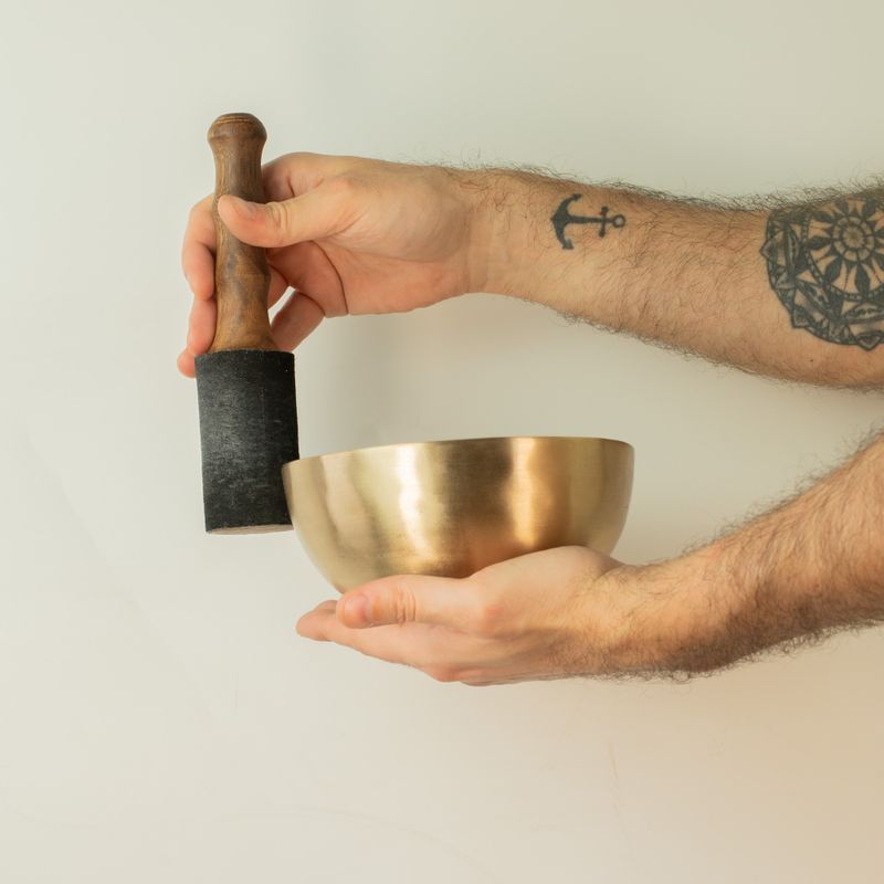 Medium Chaken Handmade Singing Bowl (approx 500g) - 15cm