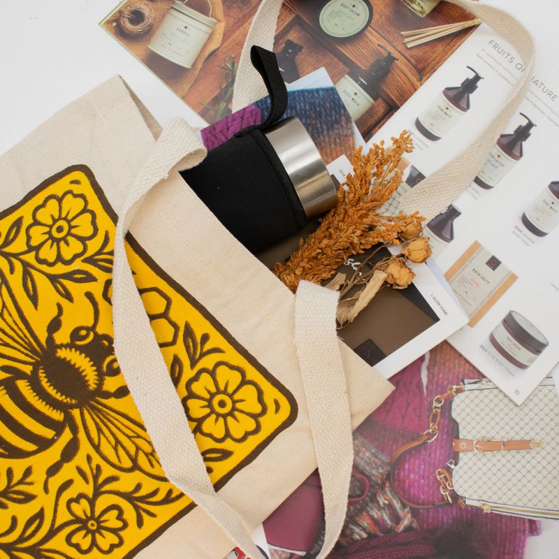 Iconic Toni Tote Bag - Bee Kind (41x31cm) - Natural 10oz - Inside pocket and zip closure