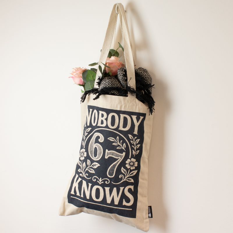 Iconic Toni Tote Bag - Nobody Knows 67 (41x31cm) - Natural 10oz - Inside pocket and zip closure