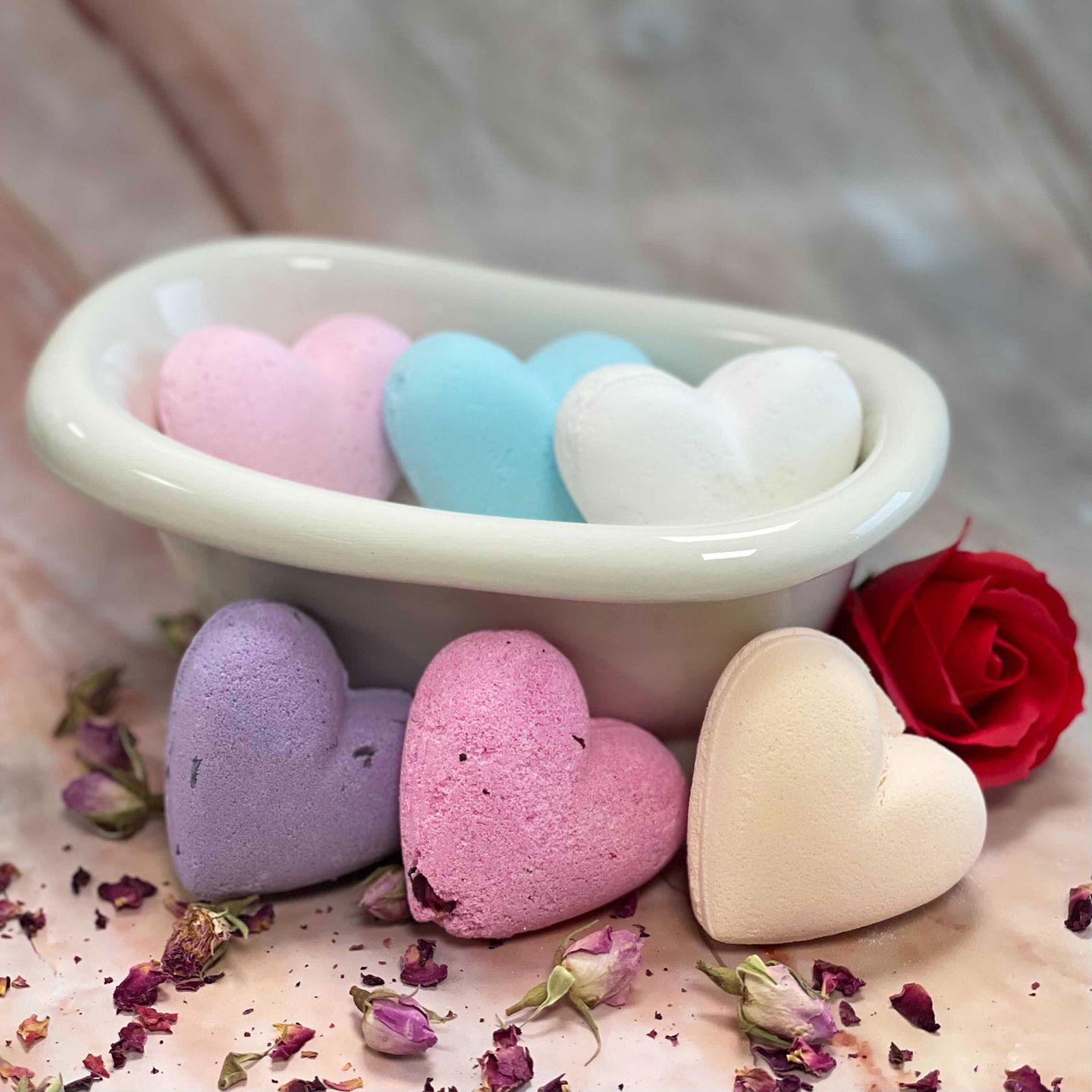 Love Heart Bath Bomb 70 g