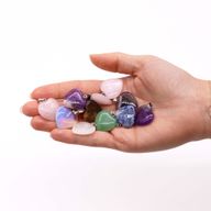 120x Gemstone Pendants with Pendant Cords and Frame Displays