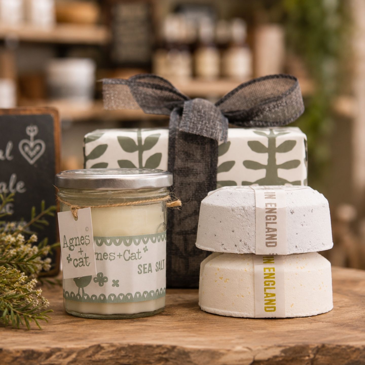 Agnes+Cat Gift Boxes