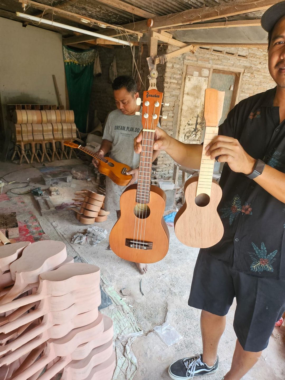 Artisan Made Ukuleles