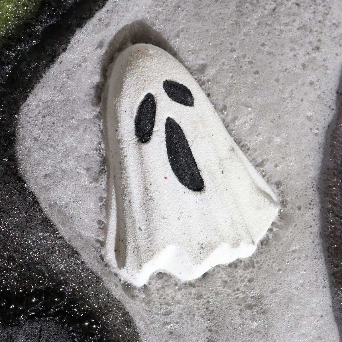 Ghost bath bomb