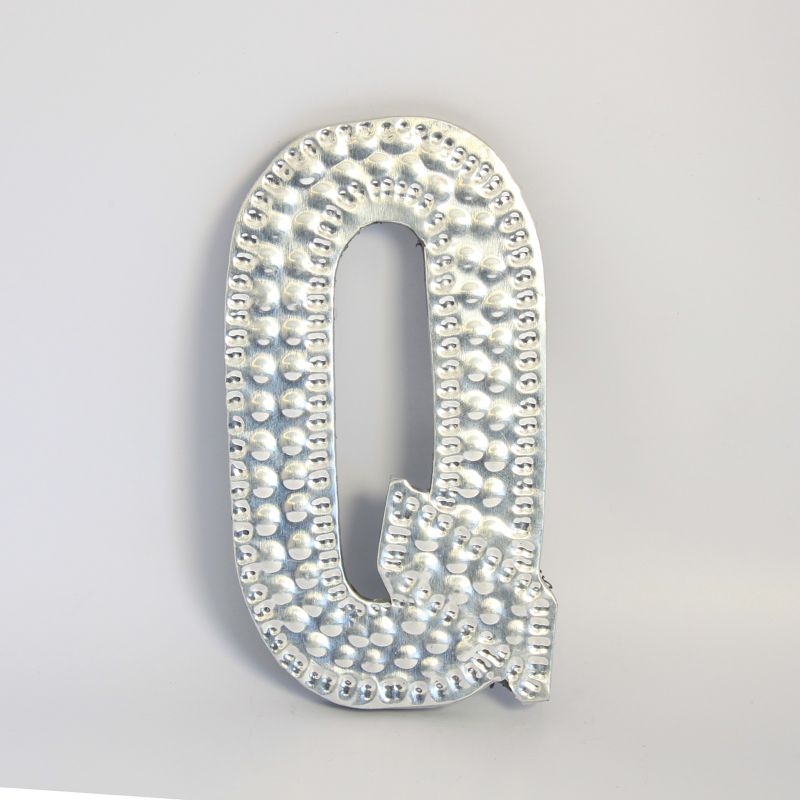 Sm Arty Aluminum Letters - Q