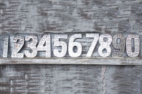 Lrg Arty Aluminum Letters - 1 Through 0