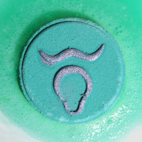 Box of 2 Zodiac Bath Fizzers with Horoscope - Taurus