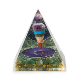 Med Orgonite Pyramid 7x6cm - Pendulum - Green Aventurine Chips