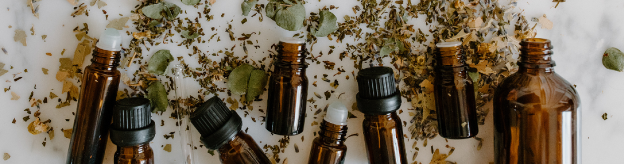 Essential Oils vs. Fragrance Oils