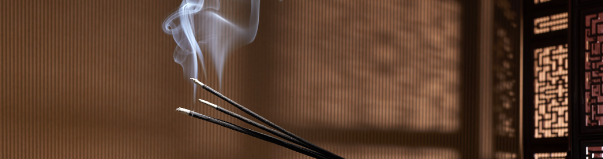 Ancient Rituals, Modern Living: The Return of Incense and Natural Scents